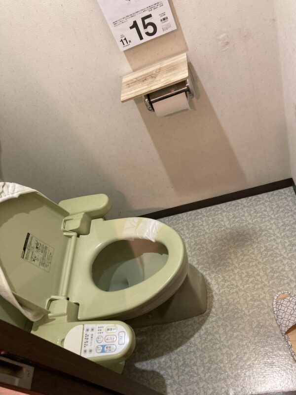 施工前のトイレ