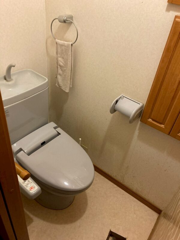 施工前のトイレ
