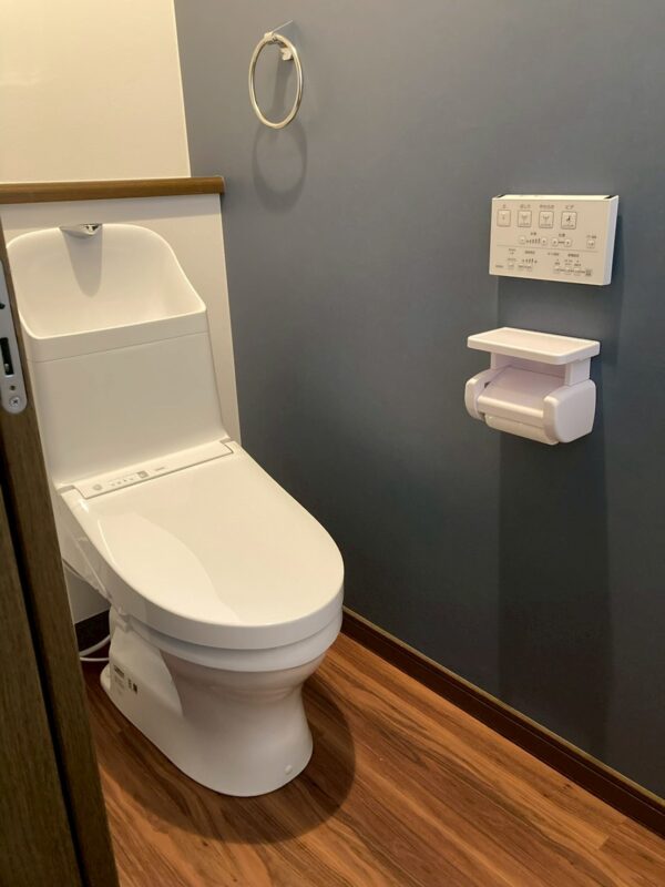 相模原市上溝 戸建て トイレリフォーム後 TOTO ZJ施工事例