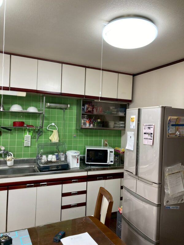 大和市下鶴間 戸建てキッチンのリフォーム前 既存システムキッチン